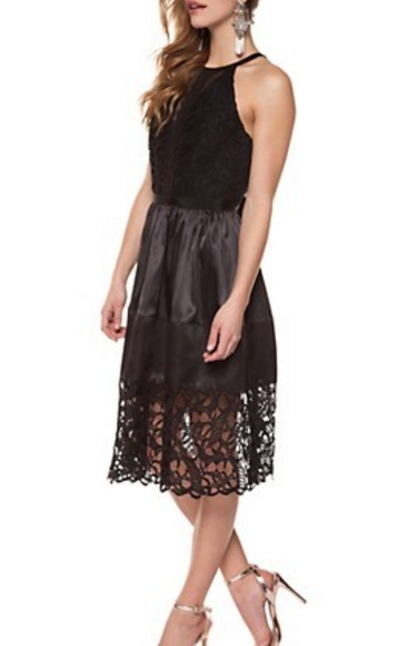 Halter dress ๐ค - Picture 16 of 16